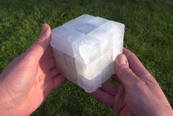 British Man Makes Working Rubik's Cube From Ice