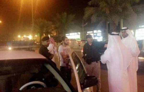 Saudi Arabia Arrested  Two Foreigners For Selling Mobile Phones 