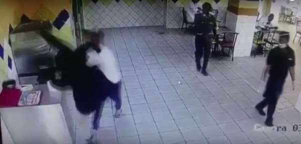 Saudi Woman Responded With 3 Super Flying Kicks To A Man