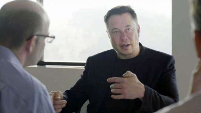 Elon Musk says there's a '70 percent' chance he'll move to Mars
