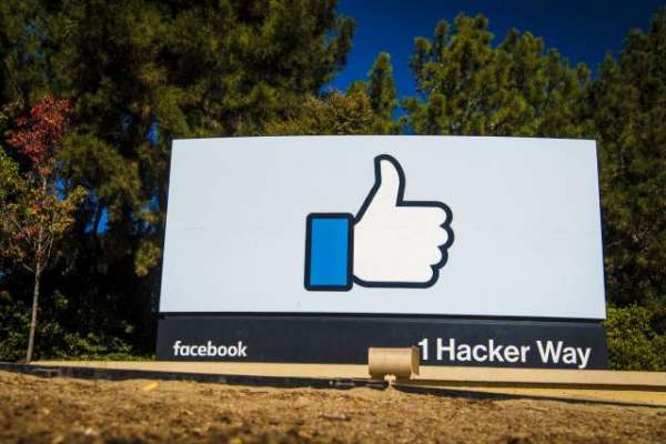 Facebook bug allowed other sites to view users' likes and interests