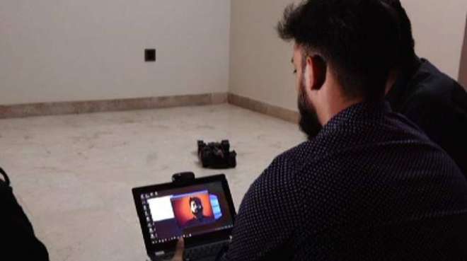 Karachi students build a device that moves cars through eye movement