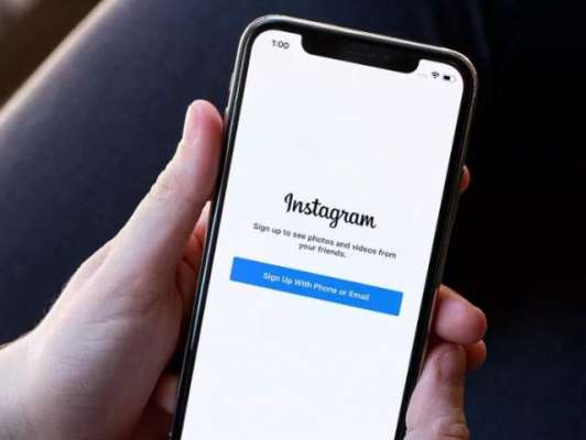Facebook, Instagram, and WhatsApp are down for users around the world
