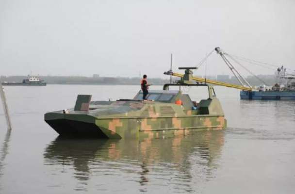 China unveils the first autonomous amphibious military landing vehicle