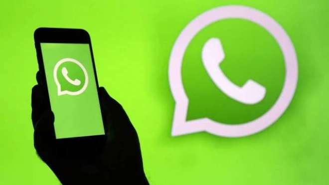 WhatsApp finally launches dark mode, but only in beta